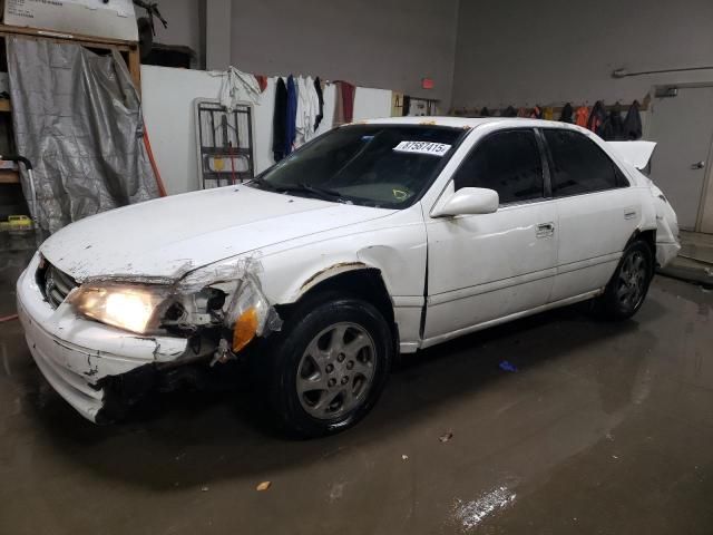 2000 Toyota Camry LE