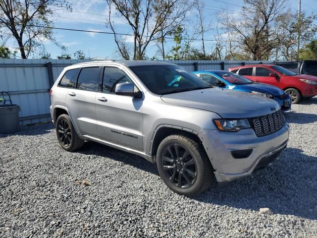 2020 Jeep Grand Cherokee Laredo