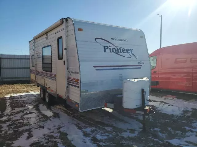 2005 Fleetwood Pioneer