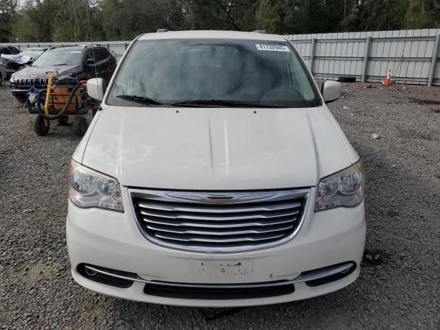 2013 Chrysler Town & Country Touring