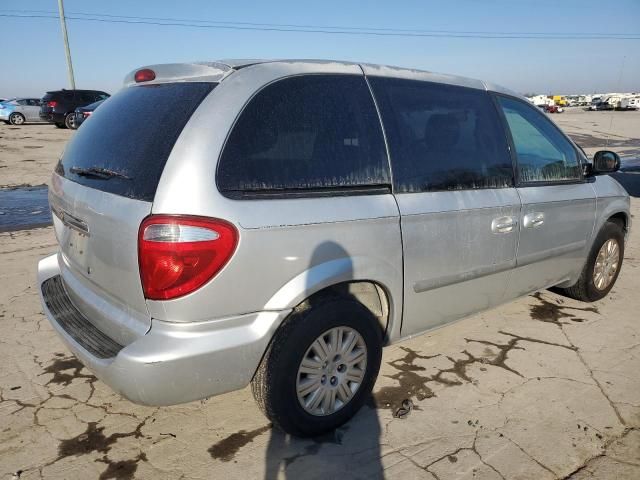 2007 Chrysler Town & Country LX