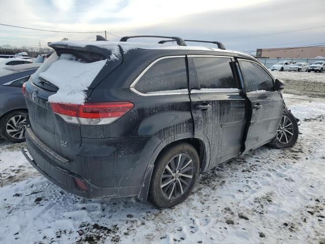 2018 Toyota Highlander SE