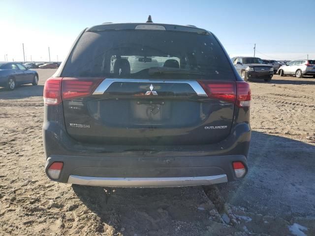 2017 Mitsubishi Outlander ES