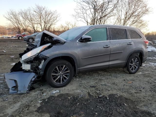 2018 Toyota Highlander SE