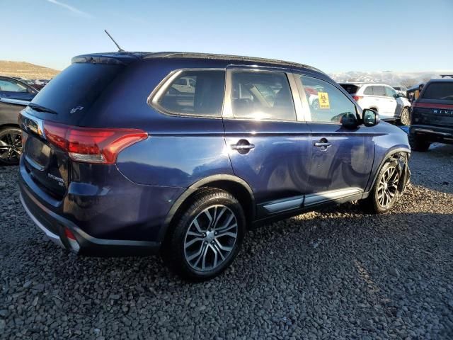 2016 Mitsubishi Outlander SE