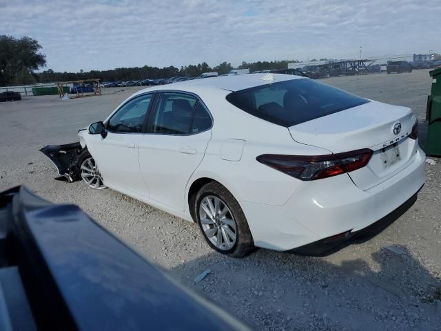 2022 Toyota Camry LE