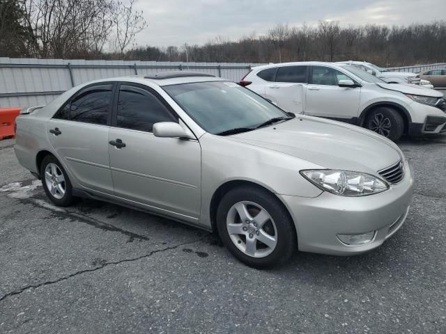 2005 Toyota Camry LE