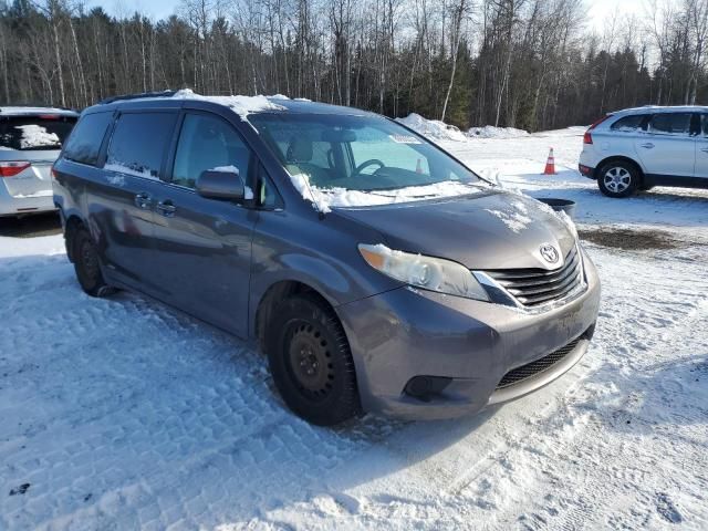 2011 Toyota Sienna LE