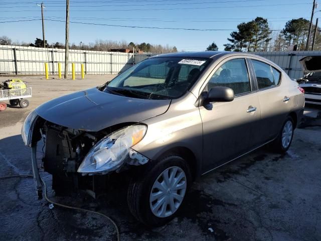 2013 Nissan Versa S