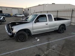 Salvage cars for sale at Vallejo, CA auction: 2000 Toyota Tacoma Xtracab