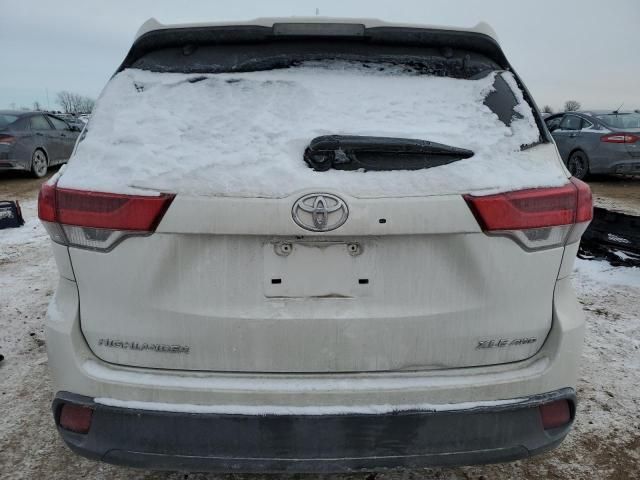 2018 Toyota Highlander SE