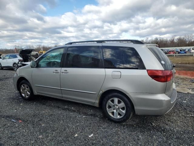 2004 Toyota Sienna XLE