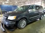 2014 Chrysler Town & Country Touring L