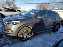 SUV salvage a la venta en subasta: 2017 Hyundai Tucson Limited