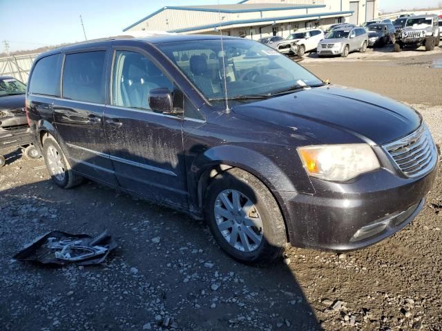 2014 Chrysler Town & Country Touring