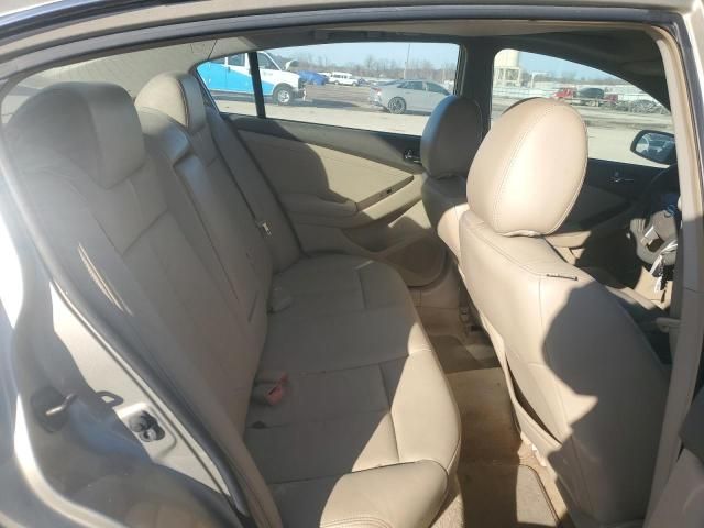 2010 Nissan Altima Base