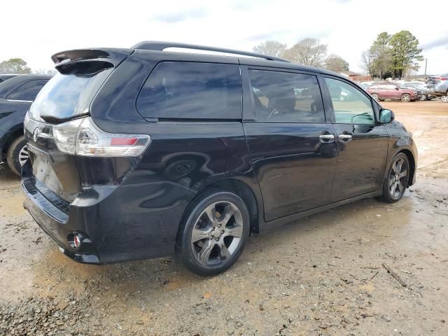 2014 Toyota Sienna Sport