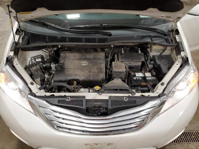 2011 Toyota Sienna XLE