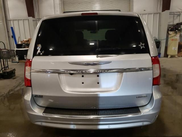 2012 Chrysler Town & Country Limited