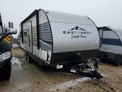 Salvage trucks for sale at Grand Prairie, TX auction: 2021 Dell Trailer