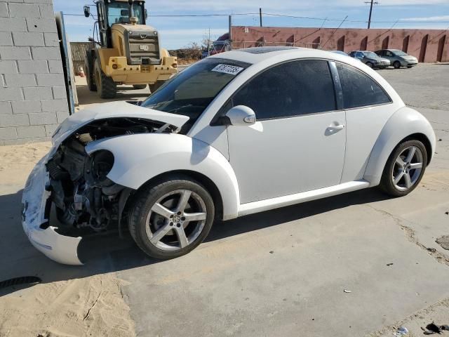 2009 Volkswagen New Beetle S