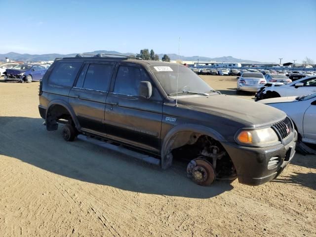 2000 Mitsubishi Montero Sport LS