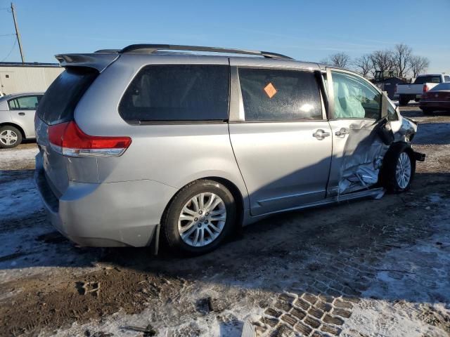 2013 Toyota Sienna XLE