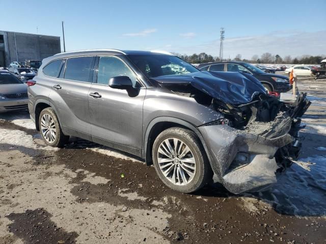 2022 Toyota Highlander Platinum