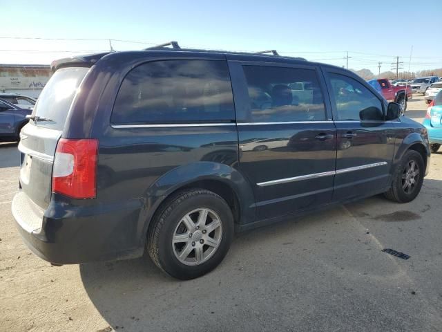 2013 Chrysler Town & Country Touring