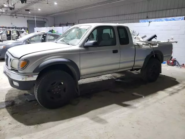 2004 Toyota Tacoma Xtracab