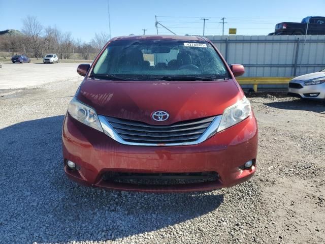 2011 Toyota Sienna XLE