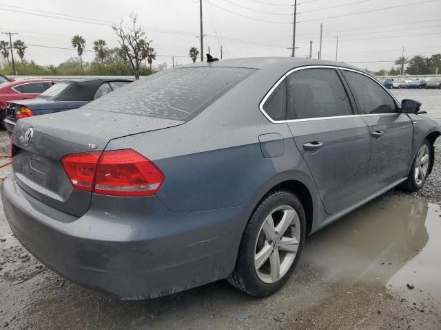 2014 Volkswagen Passat S