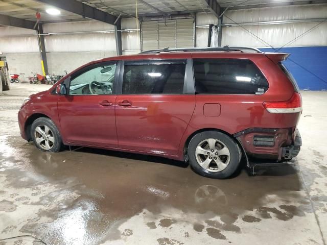 2011 Toyota Sienna LE