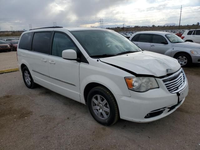 2013 Chrysler Town & Country Touring