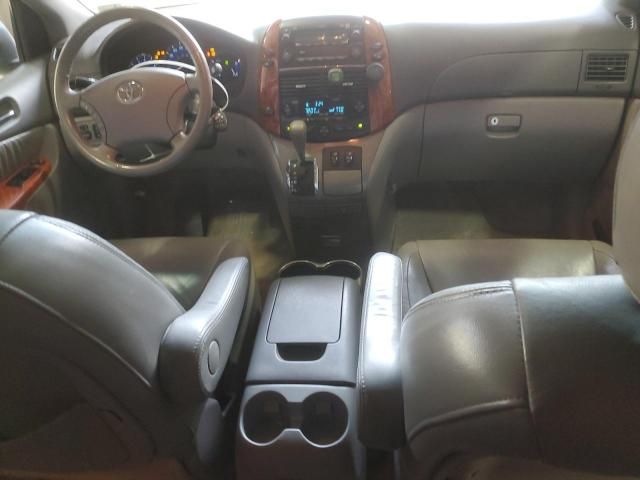 2007 Toyota Sienna XLE