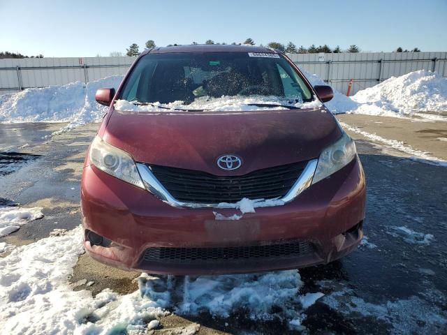 2011 Toyota Sienna LE