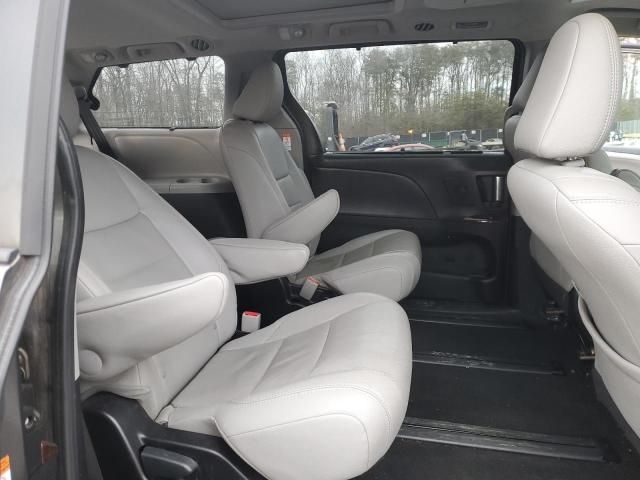 2015 Toyota Sienna XLE