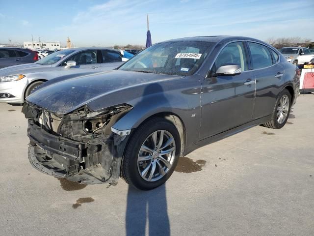 2016 Infiniti Q70 3.7