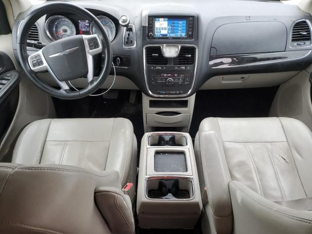 2012 Chrysler Town & Country Touring