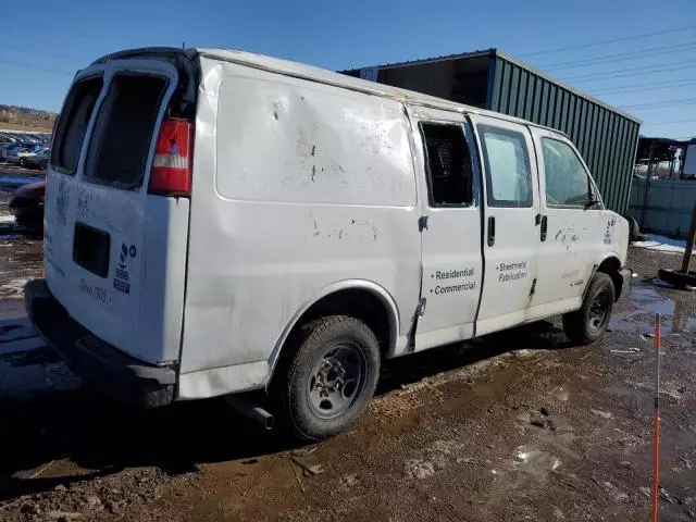 2005 Chevrolet Express G2500