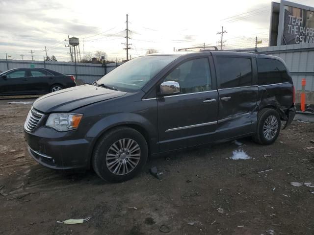 2015 Chrysler Town & Country Touring L