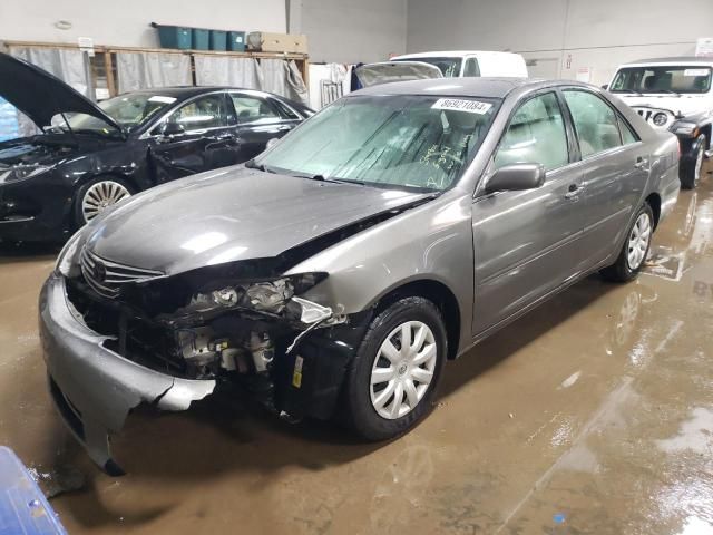 2005 Toyota Camry LE