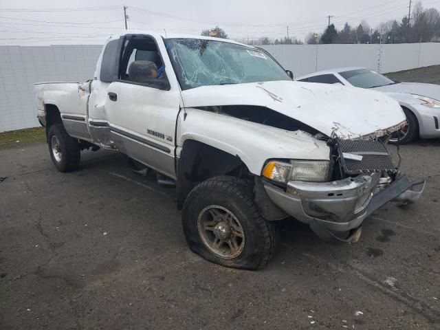 1999 Dodge RAM 2500