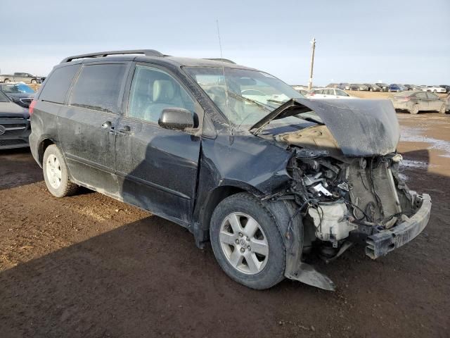 2009 Toyota Sienna CE