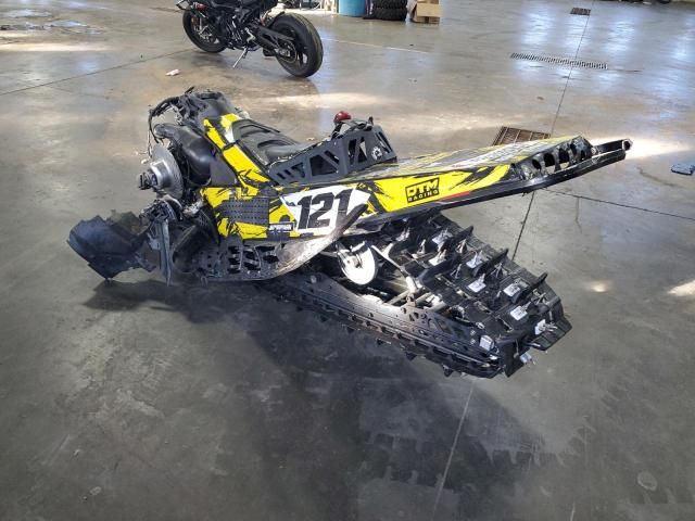 2021 Skidoo MXZ 600