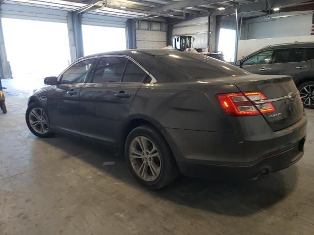 2016 Ford Taurus SE