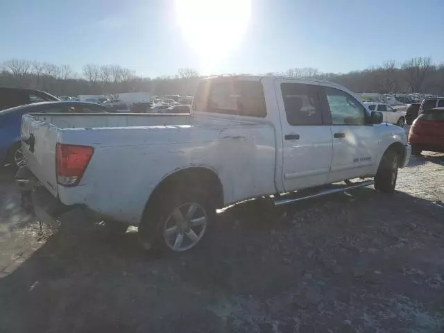 2011 Nissan Titan SV