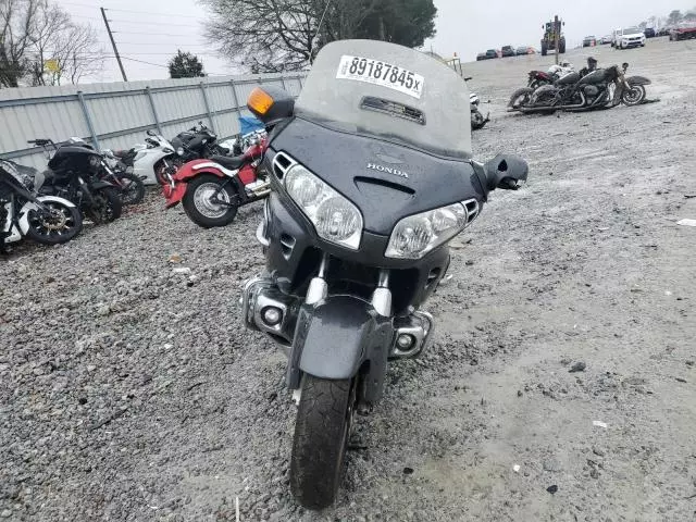 2005 Honda GL1800