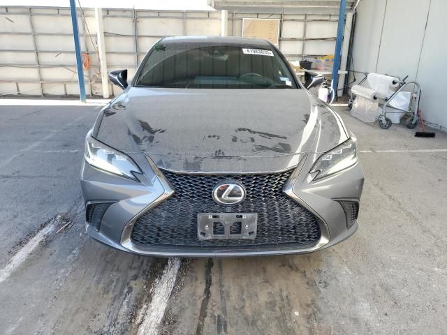 2023 Lexus ES 300H F Sport Handling