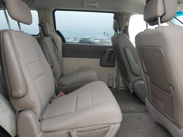 2010 Chrysler Town & Country Touring